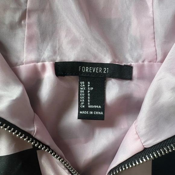 Forever 21 Pink and Black Checkered Quarter Zip Windbreaker Hoodie size Small - Picture 3 of 3